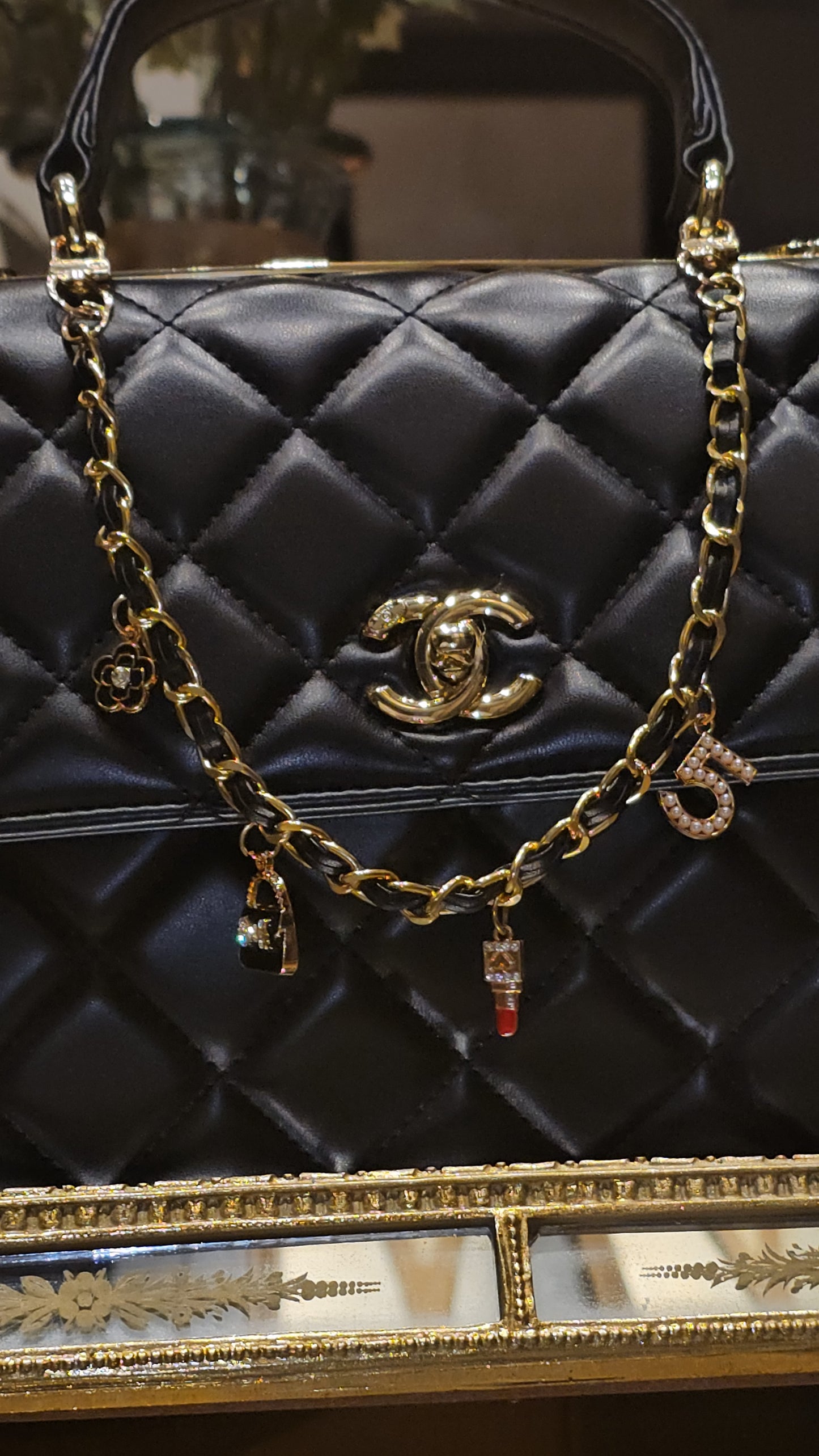 Chanel chain